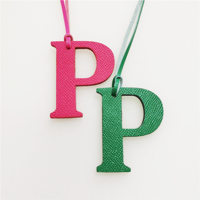 English Letter P Alphabet Cowh - Women Accessories Name In English ulasan dan harga