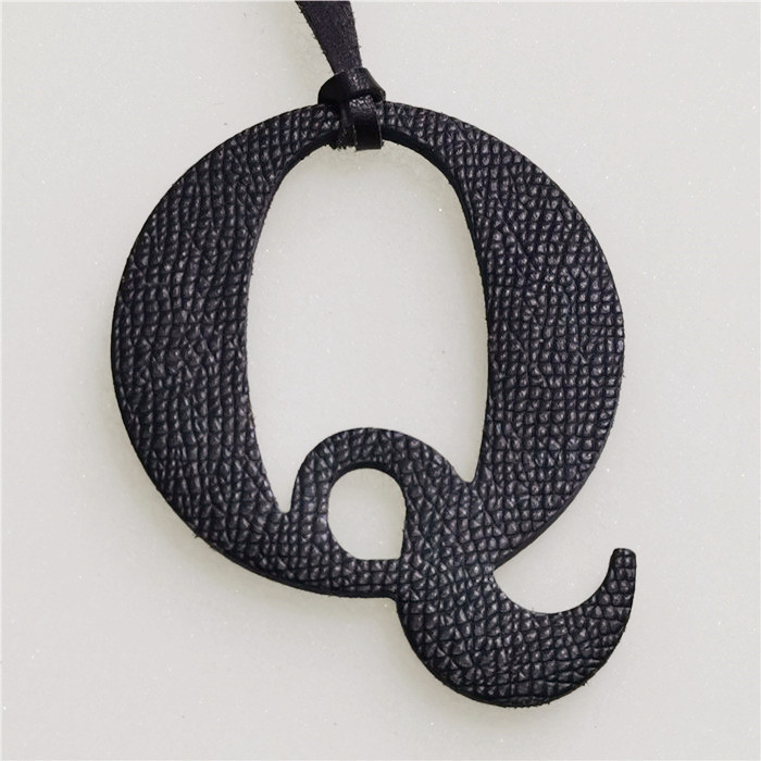 English Letter Q Alphabet Cowh - Women Accessories Name In English ulasan dan harga