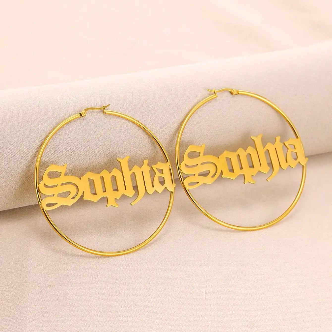 Custom Old English Name Hoop E - Women Accessories Name In English ulasan dan harga